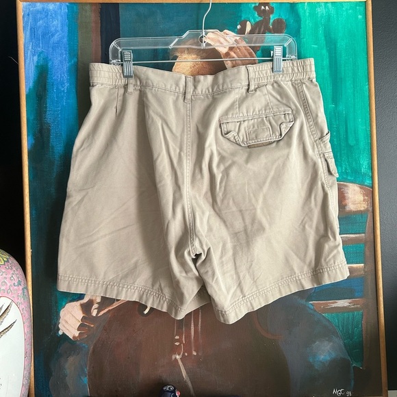 Denver Hayes Khaki Cargo Shorts 12 - Picture 5 of 16